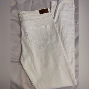 High rise skinny white Hollister jeans w/ holes size 7 reg